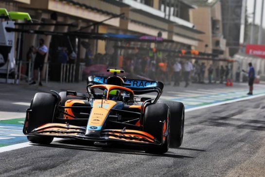 Lando Norris (GBR) McLaren MCL36.
11.03.2022. Formula 1 Testing, Sakhir, Bahrain, Day Two.
- www.xpbimages.com, EMail: requests@xpbimages.com © Copyright: Batchelor / XPB Images
