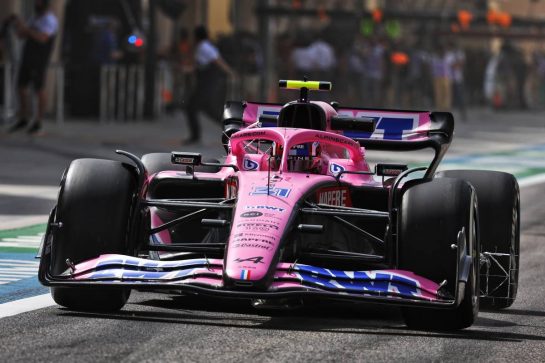 Esteban Ocon (FRA) Alpine F1 Team A522.
11.03.2022. Formula 1 Testing, Sakhir, Bahrain, Day Two.
- www.xpbimages.com, EMail: requests@xpbimages.com © Copyright: Batchelor / XPB Images