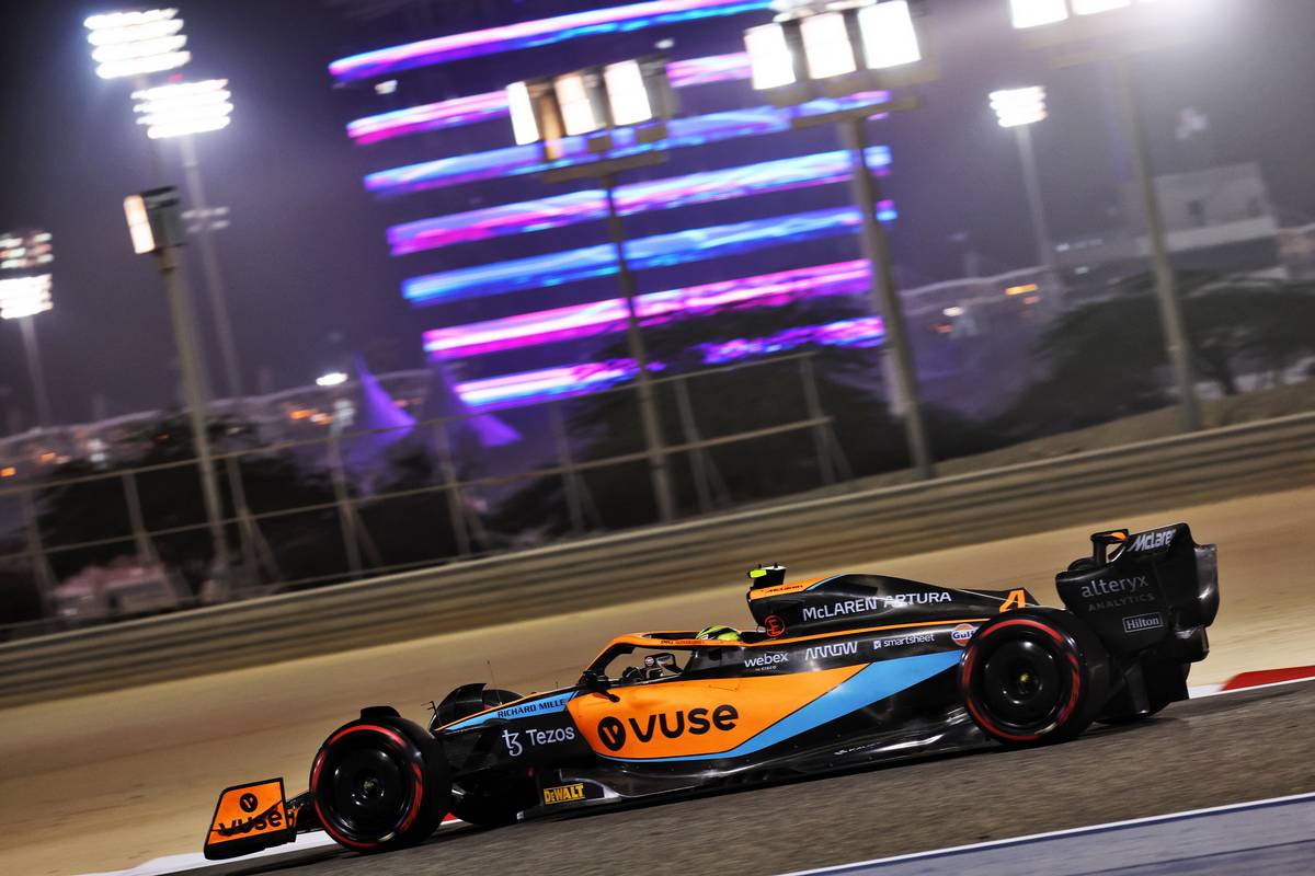 Lando Norris (GBR) McLaren MCL36. 11.03.2022. Formula 1 Testing, Sakhir, Bahrain, Day Two