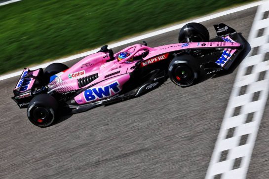 Fernando Alonso (ESP) Alpine F1 Team A522.
12.03.2022. Formula 1 Testing, Sakhir, Bahrain, Day Three.
- www.xpbimages.com, EMail: requests@xpbimages.com © Copyright: Batchelor / XPB Images