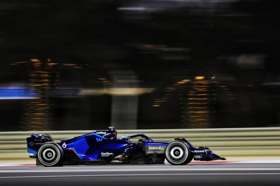 Nicholas Latifi (CDN) Williams Racing FW44.
12.03.2022. Formula 1 Testing, Sakhir, Bahrain, Day Three.
- www.xpbimages.com, EMail: requests@xpbimages.com © Copyright: Bearne / XPB Images