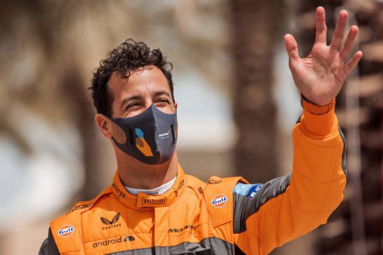 Daniel Ricciardo (AUS) McLaren.
17.03.2022. Formula 1 World Championship, Rd 1, Bahrain Grand Prix, Sakhir, Bahrain, Preparation Day.
- www.xpbimages.com, EMail: requests@xpbimages.com © Copyright: Bearne / XPB Images