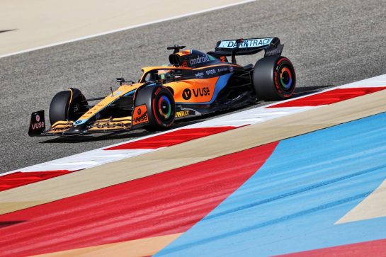 Daniel Ricciardo (AUS) McLaren MCL36.
18.03.2022. Formula 1 World Championship, Rd 1, Bahrain Grand Prix, Sakhir, Bahrain, Practice Day
- www.xpbimages.com, EMail: requests@xpbimages.com © Copyright: Moy / XPB Images
