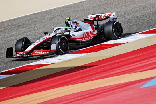 Mick Schumacher (GER) Haas VF-22.
18.03.2022. Formula 1 World Championship, Rd 1, Bahrain Grand Prix, Sakhir, Bahrain, Practice Day
- www.xpbimages.com, EMail: requests@xpbimages.com © Copyright: Moy / XPB Images