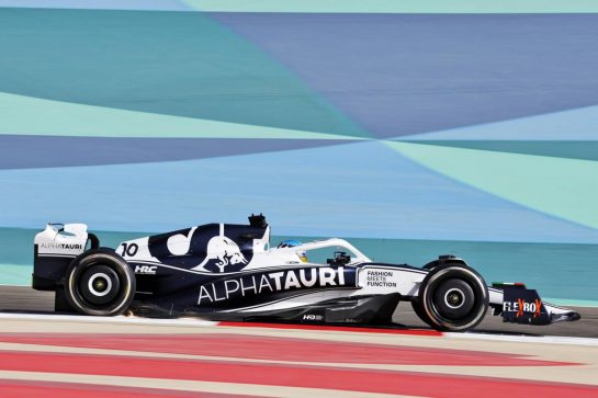 Pierre Gasly (FRA) AlphaTauri AT03.
18.03.2022. Formula 1 World Championship, Rd 1, Bahrain Grand Prix, Sakhir, Bahrain, Practice Day
- www.xpbimages.com, EMail: requests@xpbimages.com © Copyright: Bearne / XPB Images