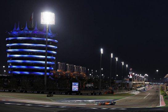 Lando Norris (GBR) McLaren MCL36.
18.03.2022. Formula 1 World Championship, Rd 1, Bahrain Grand Prix, Sakhir, Bahrain, Practice Day
- www.xpbimages.com, EMail: requests@xpbimages.com © Copyright: Moy / XPB Images