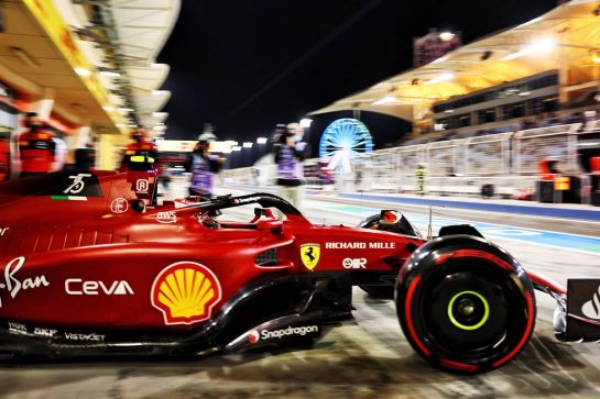 Carlos Sainz Jr (ESP) Ferrari F1-75.
18.03.2022. Formula 1 World Championship, Rd 1, Bahrain Grand Prix, Sakhir, Bahrain, Practice Day
- www.xpbimages.com, EMail: requests@xpbimages.com © Copyright: Batchelor / XPB Images