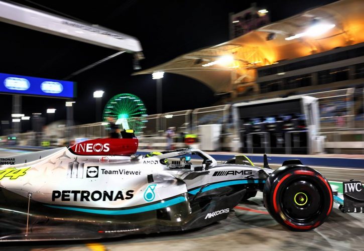 Lewis Hamilton (GBR) Mercedes AMG F1 W13. 18.03.2022. Formula 1 World Championship, Rd 1, Bahrain Grand Prix, Sakhir, Bahrain, Practice