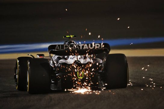 Yuki Tsunoda (JPN) AlphaTauri AT03.
18.03.2022. Formula 1 World Championship, Rd 1, Bahrain Grand Prix, Sakhir, Bahrain, Practice Day
 - www.xpbimages.com, EMail: requests@xpbimages.com © Copyright: Coates / XPB Images