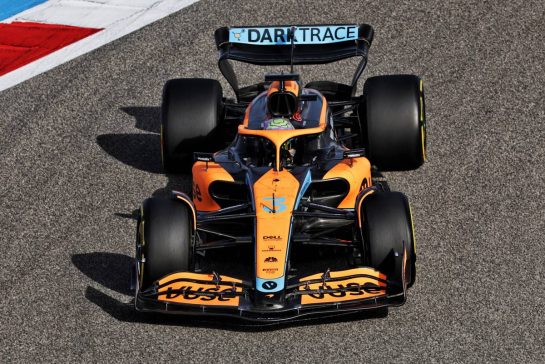Daniel Ricciardo (AUS) McLaren MCL36.
19.03.2022. Formula 1 World Championship, Rd 1, Bahrain Grand Prix, Sakhir, Bahrain, Qualifying Day.
- www.xpbimages.com, EMail: requests@xpbimages.com © Copyright: Bearne / XPB Images