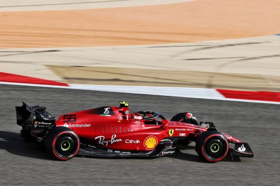 Carlos Sainz Jr (ESP) Ferrari F1-75.
19.03.2022. Formula 1 World Championship, Rd 1, Bahrain Grand Prix, Sakhir, Bahrain, Qualifying Day.
- www.xpbimages.com, EMail: requests@xpbimages.com © Copyright: Moy / XPB Images