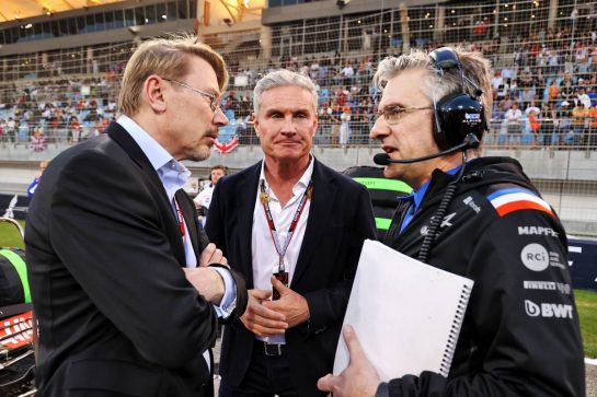 (L to R): Mika Hakkinen (FIN) with David Coulthard (GBR) Red Bull Racing and Scuderia Toro Advisor / Channel 4 F1 Commentator and Pat Fry (GBR) Alpine F1 Team Chief Technical Officer on the grid.
20.03.2022. Formula 1 World Championship, Rd 1, Bahrain Grand Prix, Sakhir, Bahrain, Race Day.
- www.xpbimages.com, EMail: requests@xpbimages.com © Copyright: Moy / XPB Images