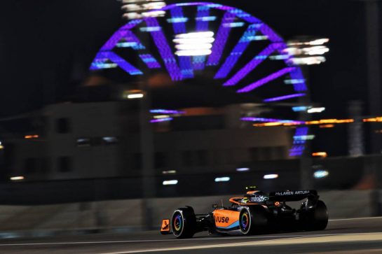 Lando Norris (GBR) McLaren MCL36.
20.03.2022. Formula 1 World Championship, Rd 1, Bahrain Grand Prix, Sakhir, Bahrain, Race Day.
 - www.xpbimages.com, EMail: requests@xpbimages.com © Copyright: Coates / XPB Images