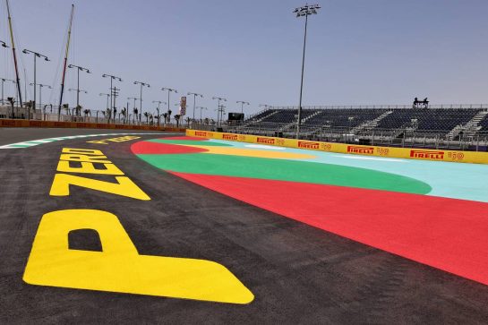 Circuit atmosphere - Pirelli branding.
24.03.2022. Formula 1 World Championship, Rd 2, Saudi Arabian Grand Prix, Jeddah, Saudi Arabia, Preparation Day.
- www.xpbimages.com, EMail: requests@xpbimages.com © Copyright: Moy / XPB Images