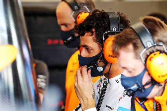 Daniel Ricciardo (AUS) McLaren.
25.03.2022 Formula 1 World Championship, Rd 2, Saudi Arabian Grand Prix, Jeddah, Saudi Arabia, Practice Day.
 - www.xpbimages.com, EMail: requests@xpbimages.com © Copyright: Coates / XPB Images