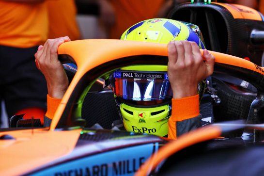 Lando Norris (GBR) McLaren MCL36.
25.03.2022 Formula 1 World Championship, Rd 2, Saudi Arabian Grand Prix, Jeddah, Saudi Arabia, Practice Day.
- www.xpbimages.com, EMail: requests@xpbimages.com © Copyright: Batchelor / XPB Images