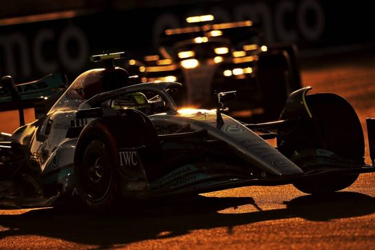 Lewis Hamilton (GBR) Mercedes AMG F1 W13.
25.03.2022 Formula 1 World Championship, Rd 2, Saudi Arabian Grand Prix, Jeddah, Saudi Arabia, Practice Day.
- www.xpbimages.com, EMail: requests@xpbimages.com © Copyright: Moy / XPB Images