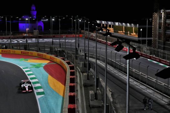Mick Schumacher (GER) Haas VF-22.
26.03.2022. Formula 1 World Championship, Rd 2, Saudi Arabian Grand Prix, Jeddah, Saudi Arabia, Qualifying Day.
 - www.xpbimages.com, EMail: requests@xpbimages.com © Copyright: Coates / XPB Images