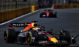 Verstappen snatches late win from Leclerc in Saudi Arabian GP