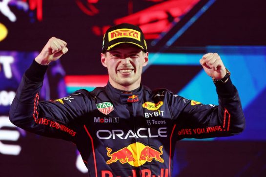Race winner Max Verstappen (NLD) Red Bull Racing celebrates on the podium.
27.03.2022. Formula 1 World Championship, Rd 2, Saudi Arabian Grand Prix, Jeddah, Saudi Arabia, Race Day.
- www.xpbimages.com, EMail: requests@xpbimages.com © Copyright: Batchelor / XPB Images