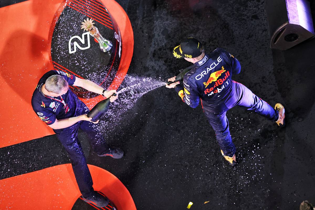 (L to R): Paul Monaghan (GBR) Red Bull Racing Chief Engineer and race winner Max Verstappen (NLD) Red Bull Racing celebrate on the podium. 27.03.2022. Formula 1 World Championship, Rd 2, Saudi Arabian Grand Prix, Jeddah,