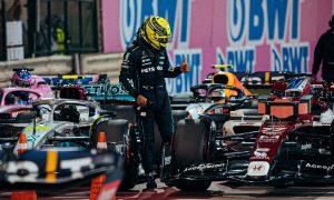 Hamilton's well-deserved thumbs up to an old friend