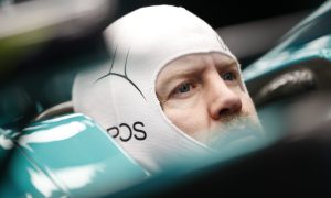 Vettel 'now on back foot' in 2022, admits Hulkenberg