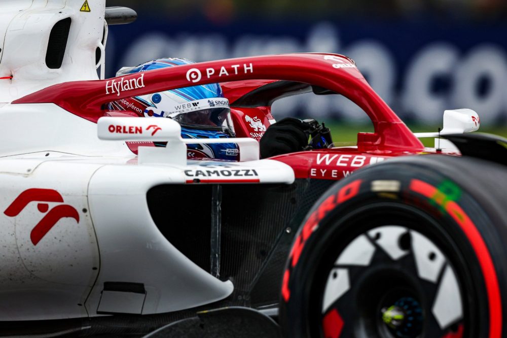 Alfa Romeo changes Bottas' chassis after Q3 damage
