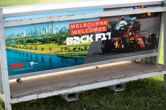 Circuit atmosphere - Welcome Back F1 Poster.
06.04.2022. Formula 1 World Championship, Rd 3, Australian Grand Prix, Albert Park, Melbourne, Australia, Preparation Day.
 - www.xpbimages.com, EMail: requests@xpbimages.com © Copyright: Coates / XPB Images