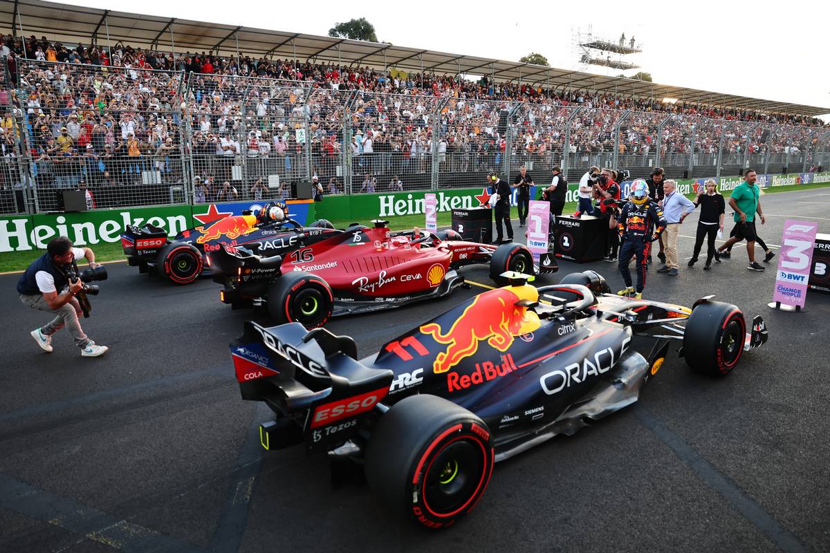 Pole for Charles Leclerc (MON) Ferrari, 2nd for Max Verstappen (NLD) Red Bull Racing RB18 and 3rd for Sergio Perez (MEX) Red Bull Racing. 09.04.2022. Formula 1 World Championship, Rd 3, Australian Grand Prix, Albert Park, Melbourne