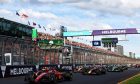 Charles Leclerc (MON) Ferrari F1-75 leads at the start of the race. 10.04.2022. Formula 1 World Championship, Rd 3, Australian Grand Prix, Albert Park, Melbourne