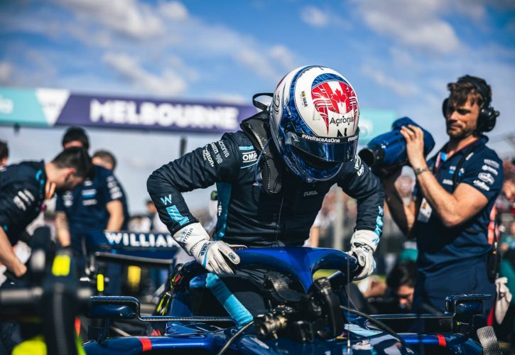 Nicholas Latifi (CDN) Williams Racing FW44 on the grid. 10.04.2022. Formula 1 World Championship, Rd 3, Australian Grand Prix, Albert Park, Melbourne