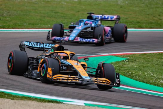 Daniel Ricciardo (AUS), McLaren F1 Team 23.04.2022. Formula 1 World Championship, Rd 4, Emilia Romagna Grand Prix, Imola, Italy, Sprint Day.- www.xpbimages.com, EMail: requests@xpbimages.com © Copyright: Charniaux / XPB Images