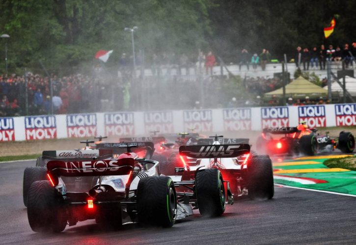 George Russell (GBR) Mercedes AMG F1 W13 at the start of the race. 24.04.2022. Formula 1 World Championship, Rd 4, Emilia Romagna Grand Prix, Imola, Italy, Race