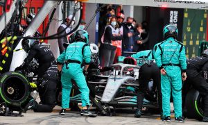 Russell: Tyre warm-up issues compounding Mercedes problems