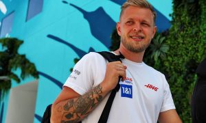 Magnussen uncomfortable with FIA ban on wedding rings