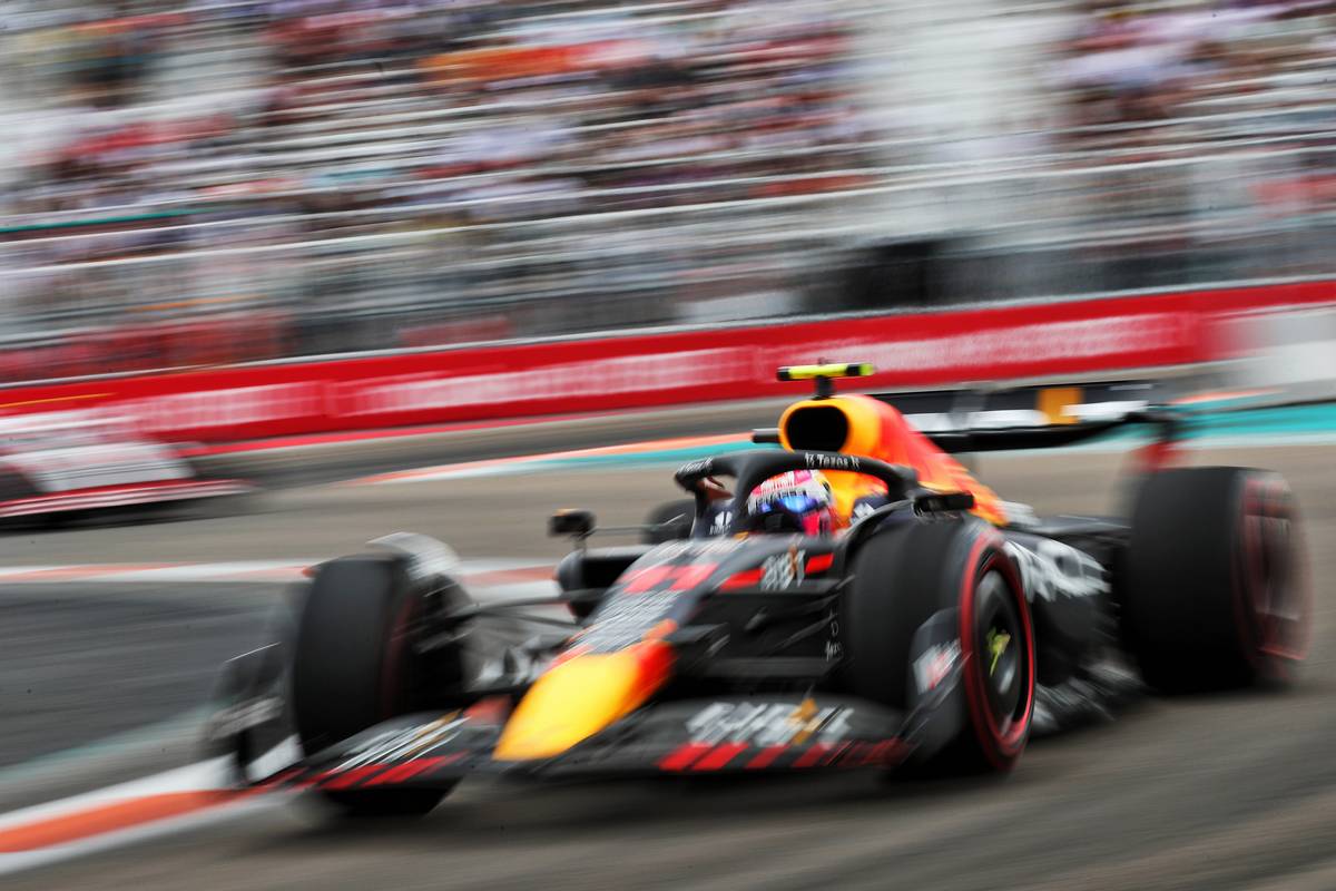 Sergio Perez (MEX) Red Bull Racing RB18. 07.05.2022. Formula 1 World Championship, Rd 5, Miami Grand Prix, Miami, Florida, USA, Qualifying