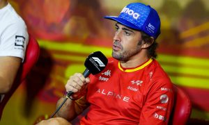 Alonso tears into 'incompetent' FIA after Miami penalty