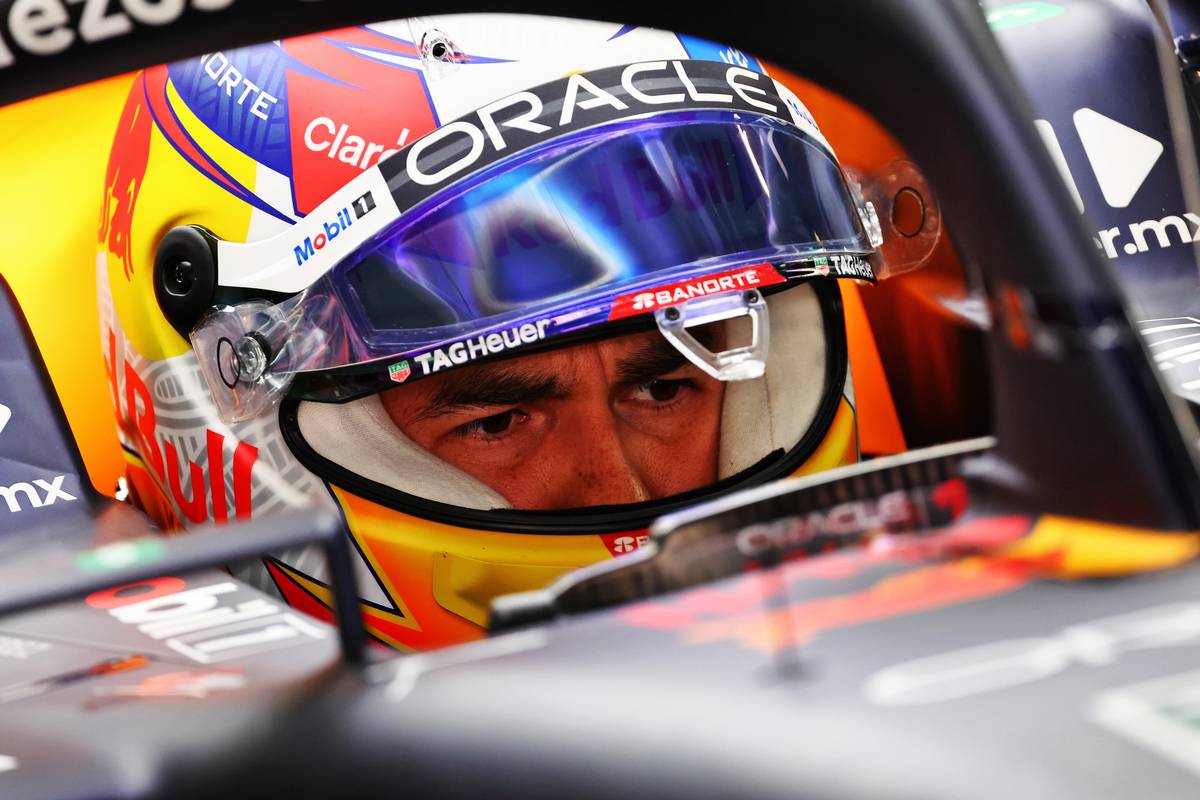 Sergio Perez (MEX) Red Bull Racing RB18. 20.05.2022 Formula 1 World Championship, Rd 6, Spanish Grand Prix, Barcelona, Spain, Practice