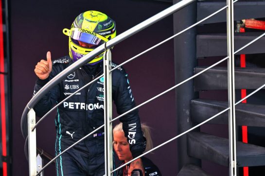 Lewis Hamilton (GBR) Mercedes AMG F1.
20.05.2022 Formula 1 World Championship, Rd 6, Spanish Grand Prix, Barcelona, Spain, Practice Day.
- www.xpbimages.com, EMail: requests@xpbimages.com © Copyright: Batchelor / XPB Images