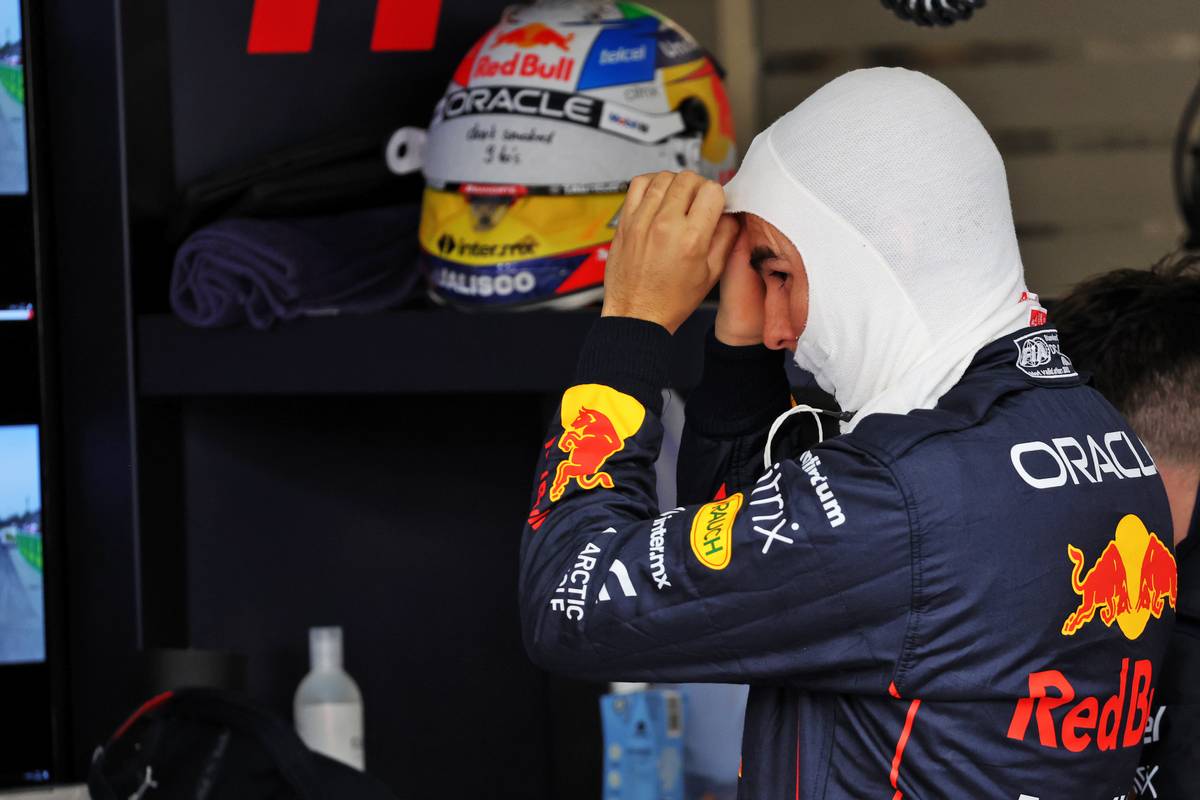 Sergio Perez (MEX) Red Bull Racing. 21.05.2022. Formula 1 World Championship, Rd 6, Spanish Grand Prix, Barcelona, Spain, Qualifying