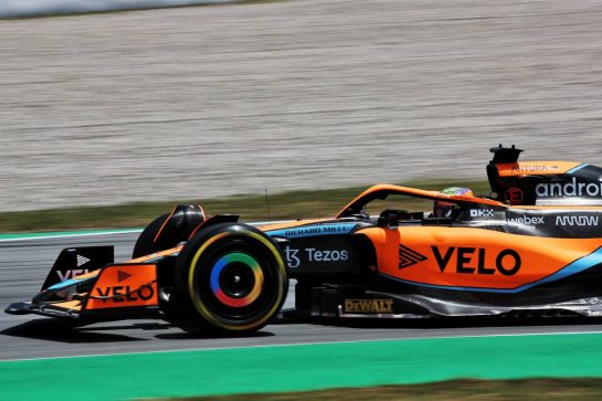 Daniel Ricciardo (AUS) McLaren MCL36.
21.05.2022. Formula 1 World Championship, Rd 6, Spanish Grand Prix, Barcelona, Spain, Qualifying Day.
 - www.xpbimages.com, EMail: requests@xpbimages.com © Copyright: Coates / XPB Images