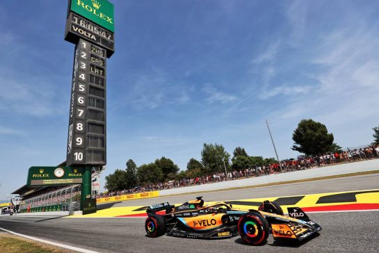 Daniel Ricciardo (AUS) McLaren MCL36.
21.05.2022. Formula 1 World Championship, Rd 6, Spanish Grand Prix, Barcelona, Spain, Qualifying Day.
- www.xpbimages.com, EMail: requests@xpbimages.com © Copyright: Charniaux / XPB Images