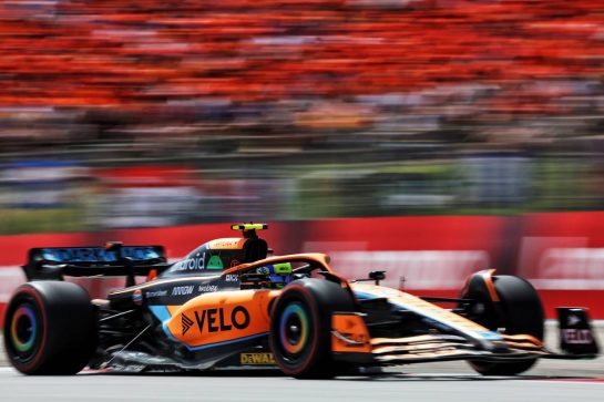 Lando Norris (GBR) McLaren MCL36.
22.05.2022. Formula 1 World Championship, Rd 6, Spanish Grand Prix, Barcelona, Spain, Race Day.
- www.xpbimages.com, EMail: requests@xpbimages.com © Copyright: Bearne / XPB Images