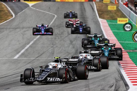 Yuki Tsunoda (JPN) AlphaTauri AT03.
22.05.2022. Formula 1 World Championship, Rd 6, Spanish Grand Prix, Barcelona, Spain, Race Day.
- www.xpbimages.com, EMail: requests@xpbimages.com © Copyright: Charniaux / XPB Images