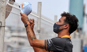 Ricciardo confirms McLaren contract term amid speculation