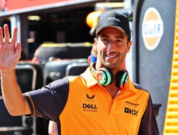 McLaren: Ricciardo vulnerable to 'contract mechanisms' for 2023