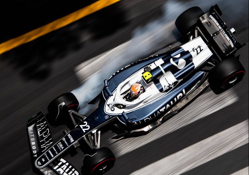 Yuki Tsunoda (JPN) AlphaTauri AT03 locks up under braking. 28.05.2022. Formula 1 World Championship, Rd 7, Monaco Grand Prix, Monte Carlo, Monaco, Qualifying