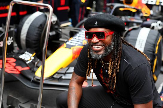 Chris Gayle (JAM) Cricketer on the grid.
29.05.2022. Formula 1 World Championship, Rd 7, Monaco Grand Prix, Monte Carlo, Monaco, Race Day.
- www.xpbimages.com, EMail: requests@xpbimages.com © Copyright: Charniaux / XPB Images
