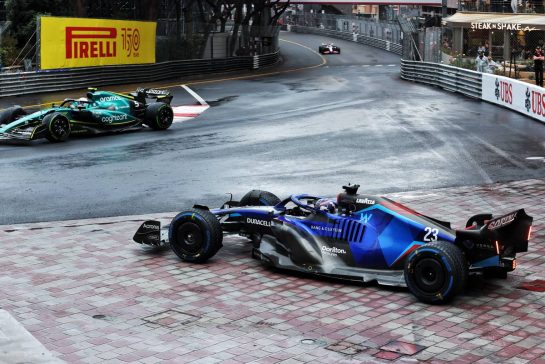 Alexander Albon (THA) Williams Racing FW44 runs wide.
29.05.2022. Formula 1 World Championship, Rd 7, Monaco Grand Prix, Monte Carlo, Monaco, Race Day.
- www.xpbimages.com, EMail: requests@xpbimages.com © Copyright: Charniaux / XPB Images